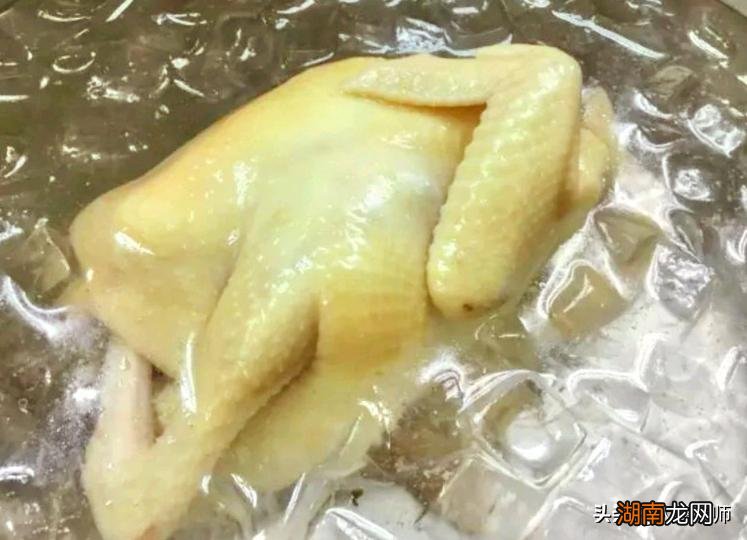 做白切鸡要焯煮多久才合适 白切鸡煮多少时间最合适