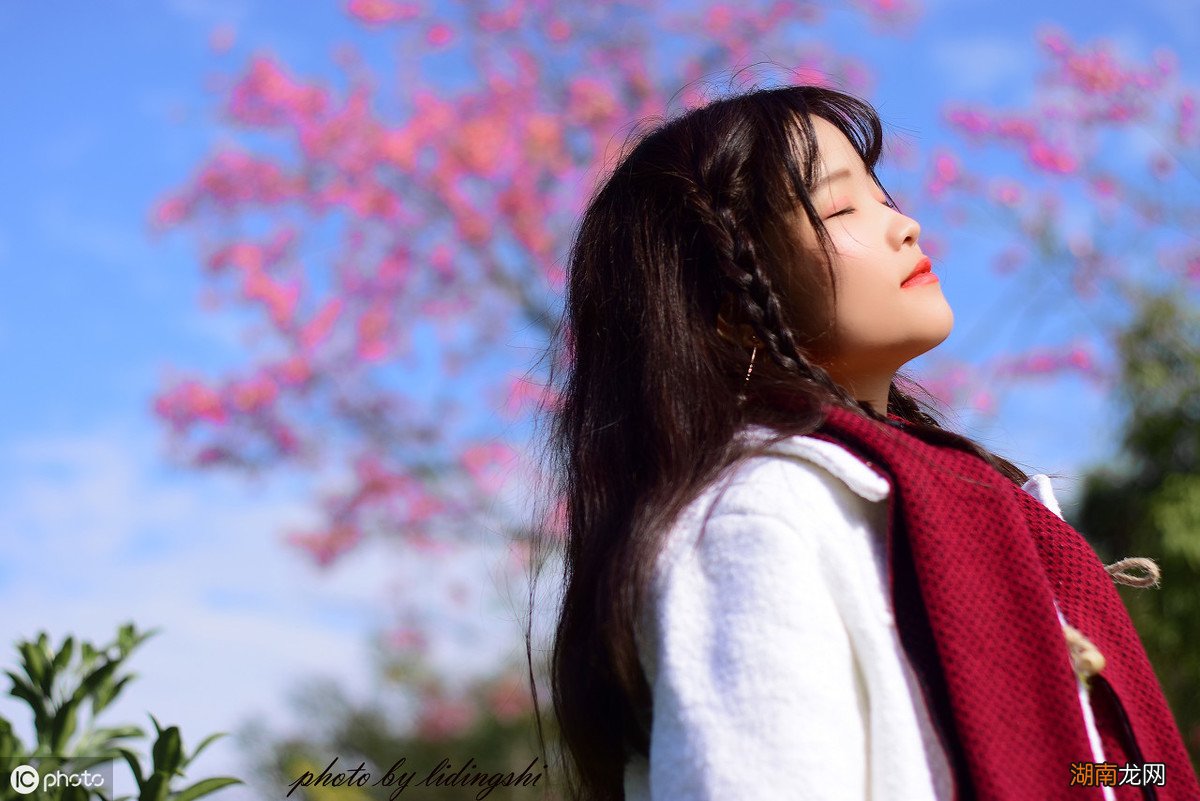 一个男生喜欢你的表现 一个喜欢你的男生会有哪些表现