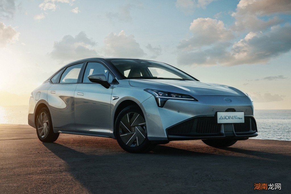 中国电动汽车销量排名前十名 电动汽车销量排行榜