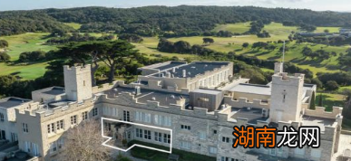 莫宁顿半岛中世纪城堡内的公寓挂牌价超过200万美元