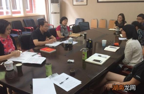 选择当大学辅导员是一种怎样的体验 当大学辅导员我后悔了