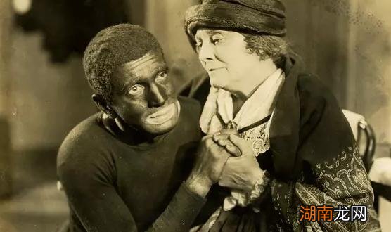 第一部有声电影叫什么 世界上第一部有声电影