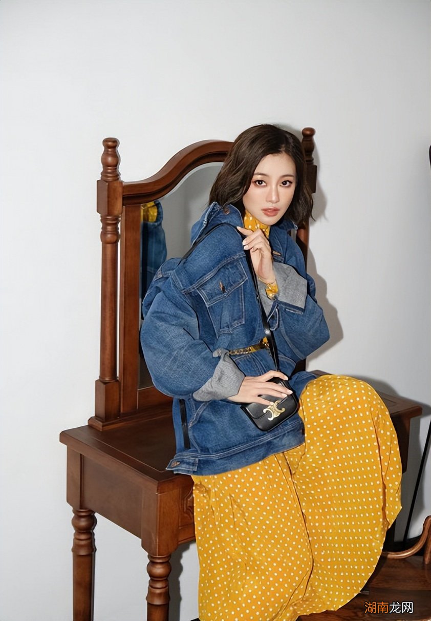 多种牛仔外套的搭配方案推荐 牛仔褂配什么裤子好看