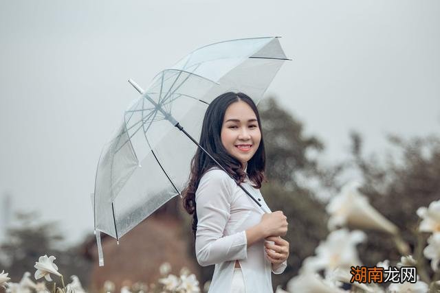 男人暗恋女人到极致的状态 男人暗恋的眼神和表现