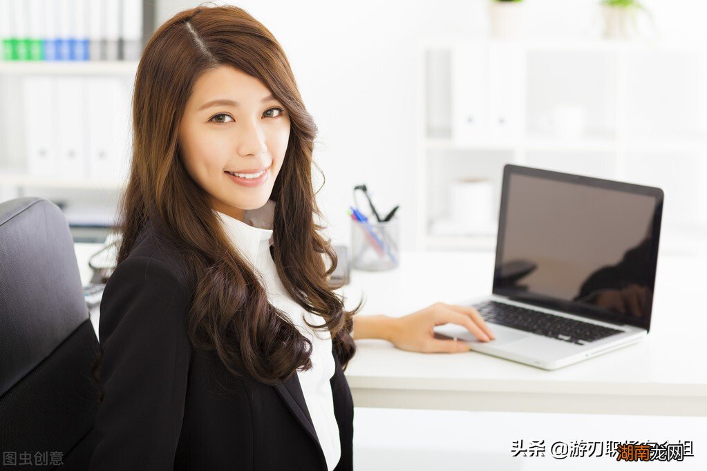 行政文员工资一个月一般多少钱 公司文员是做什么工作的