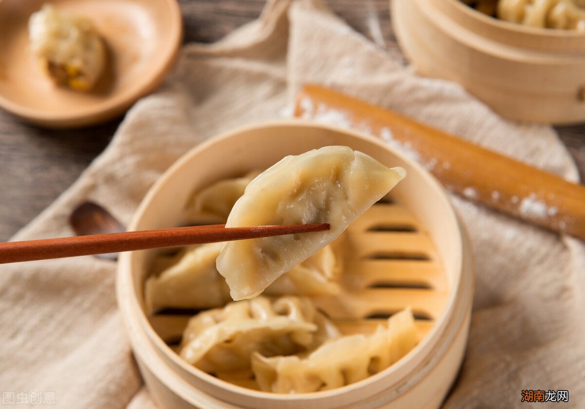 新鲜蒸饺上锅蒸多久就算熟了 蒸饺需要蒸多长时间