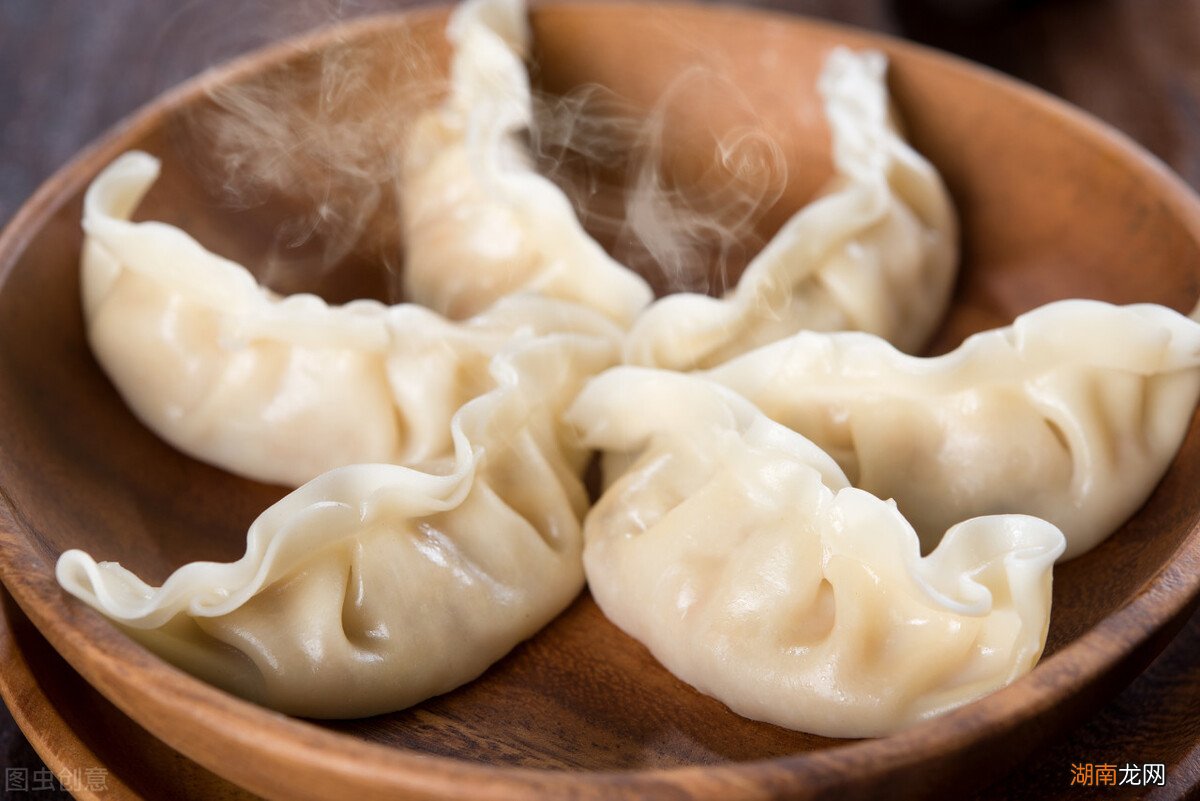 新鲜蒸饺上锅蒸多久就算熟了 蒸饺需要蒸多长时间