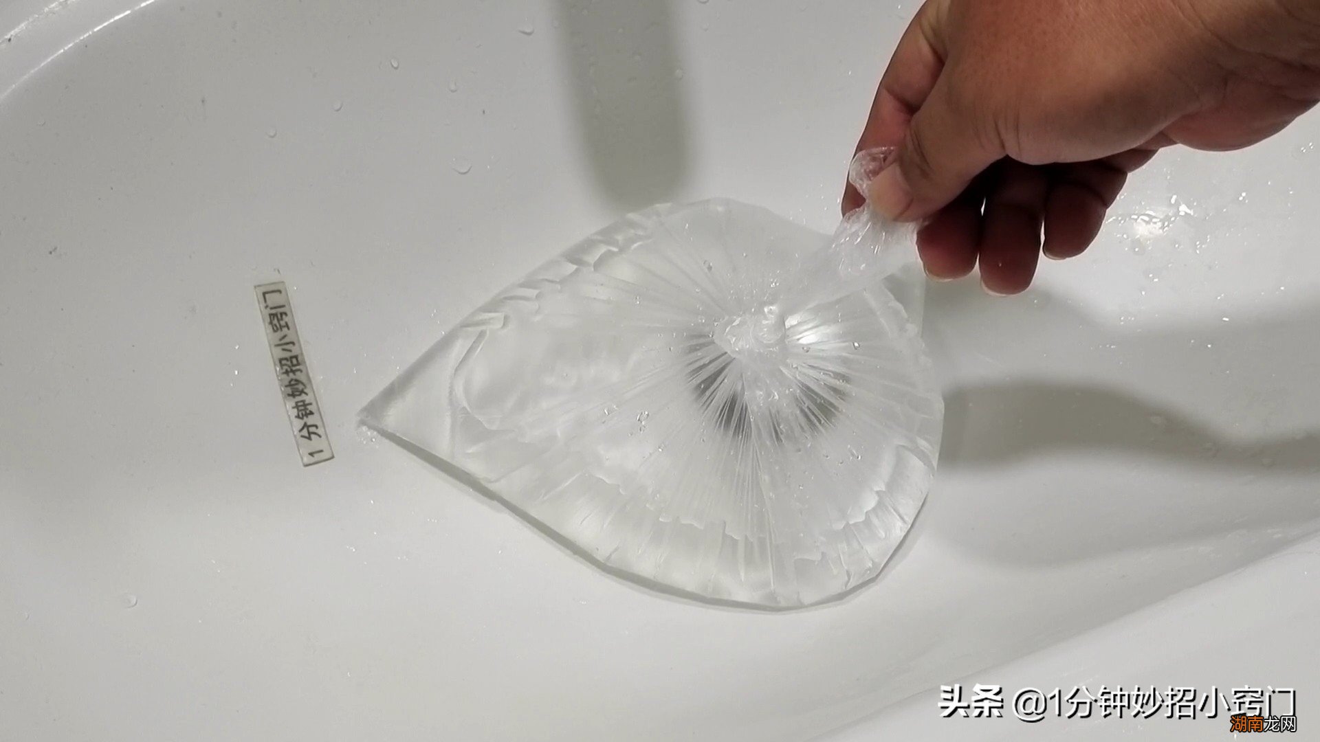 怎么能简单解决下水道臭气 下水道冒臭气怎么解决