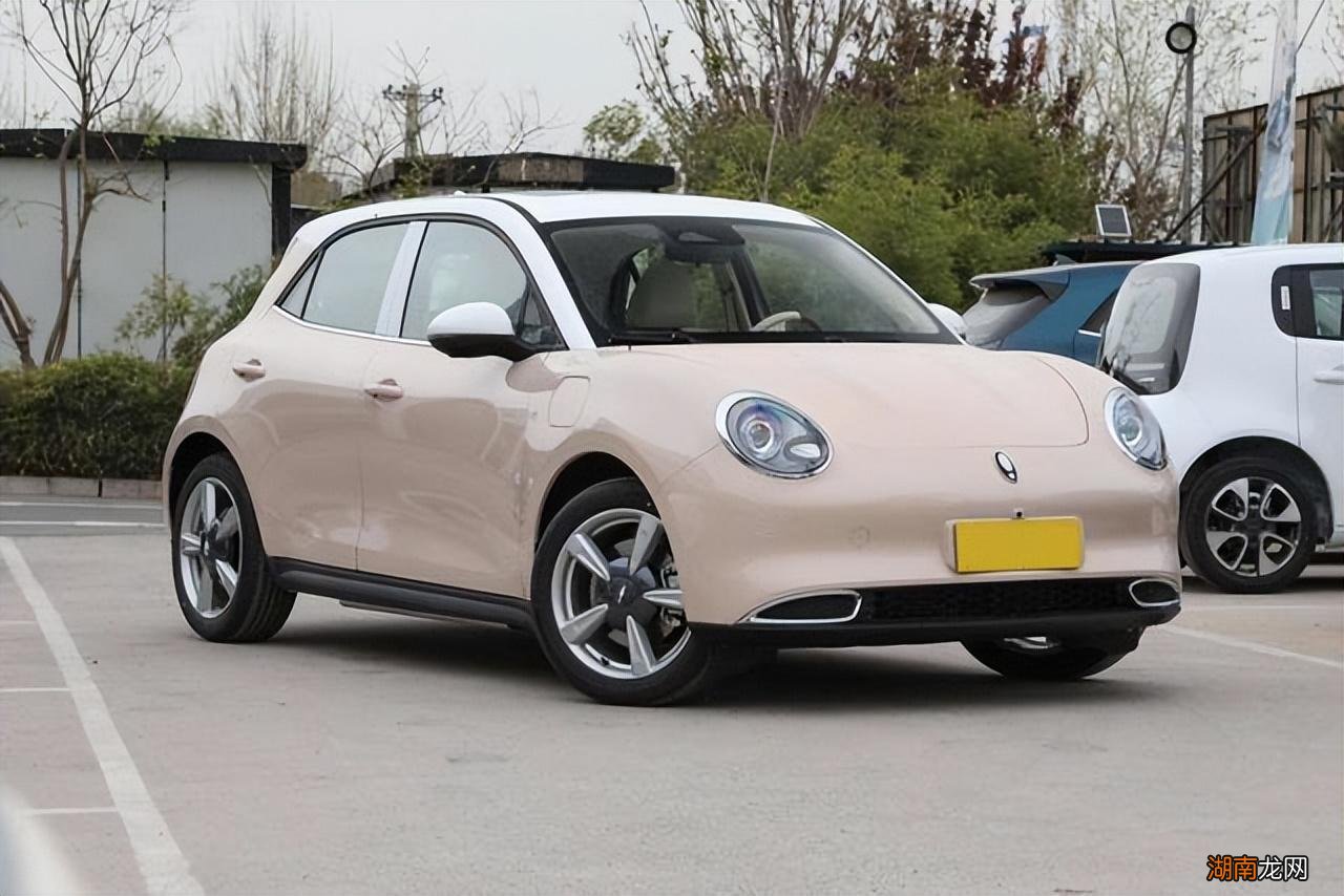 MINI是宝马旗下的品牌车型吗 mini汽车是什么牌子