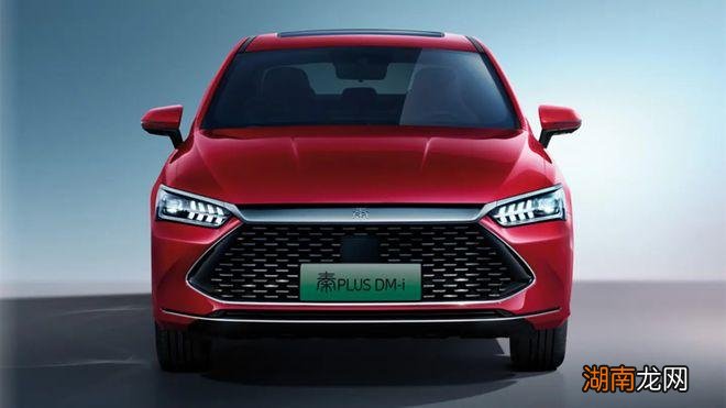 油混和插混有什么区别 油电混动和插电混动哪个好