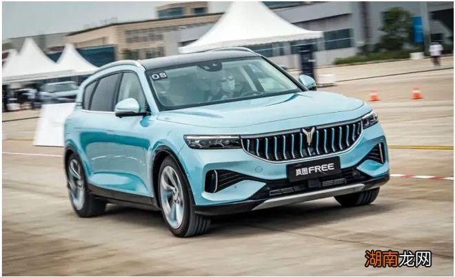 油混和插混有什么区别 油电混动和插电混动哪个好