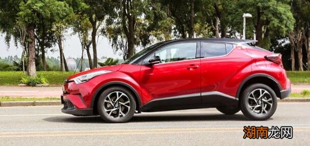 评测广汽丰田C-HR 2.0L怎么样：百公里加速10.21秒