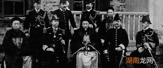 清朝李鸿章算多大职务级别 李鸿章现在相当于什么官职