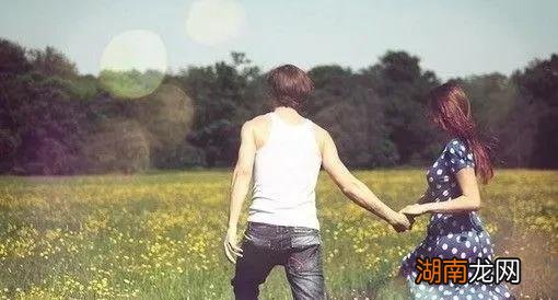 男孩子抱女孩子是什么感觉 男生抱完女生后的真实感受