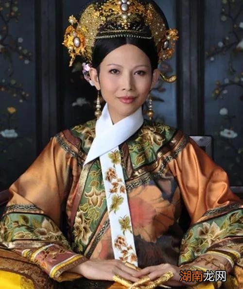 乾隆立了几个皇后，分别叫什么 乾隆皇帝的皇后是谁