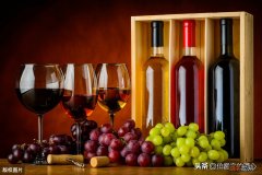 三者分别都有什么风味 葡萄酒香槟和红酒有什么区别