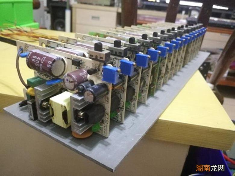 电瓶修复器真的靠谱管用吗 电瓶修复器真的能修复电瓶吗