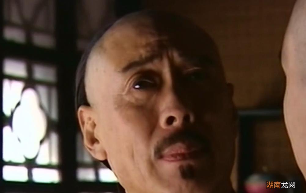 乾隆是真的把和珅留给嘉庆吗 乾隆为什么不杀和珅