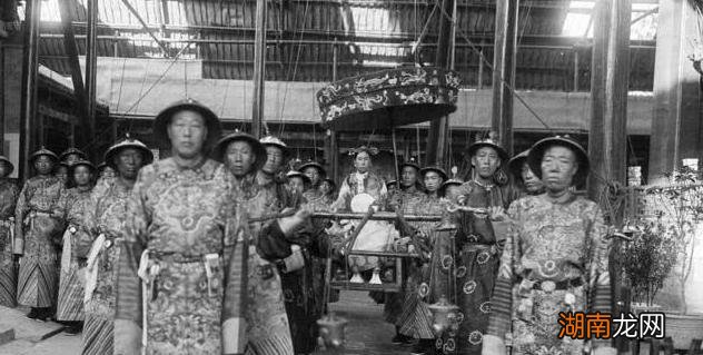 婉容的孩子为什么死了 末代皇后婉容的一生经历介绍