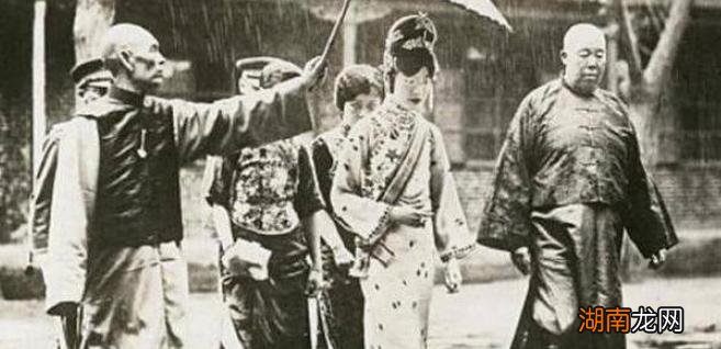 婉容的孩子为什么死了 末代皇后婉容的一生经历介绍