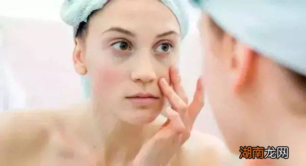 洗脸不用洗面奶洁面真的可以吗 不用洗面奶皮肤会变好吗