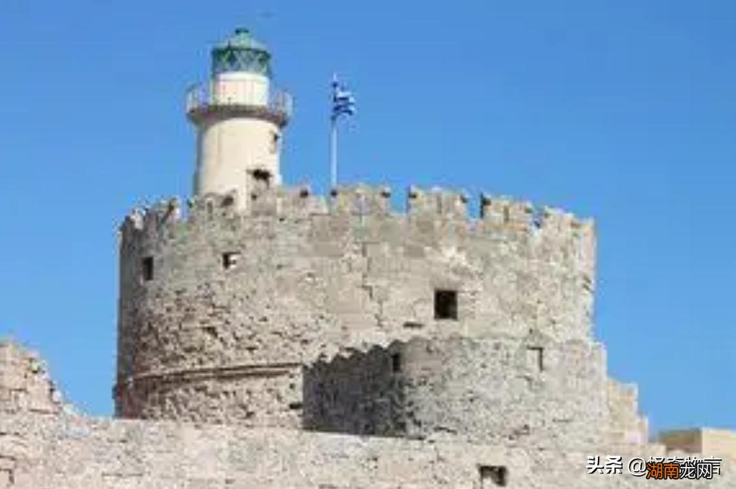 世界上第一大的沙漠在哪个国家 世界上最大的沙漠