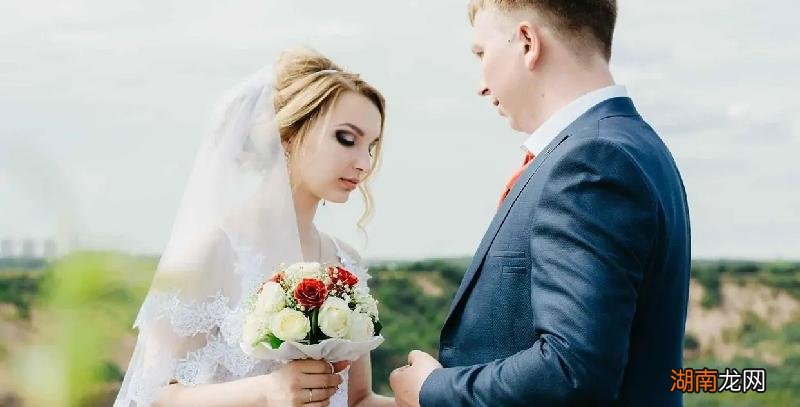 男人注视心上人会有哪些生理反应 男人对待很心动的女人