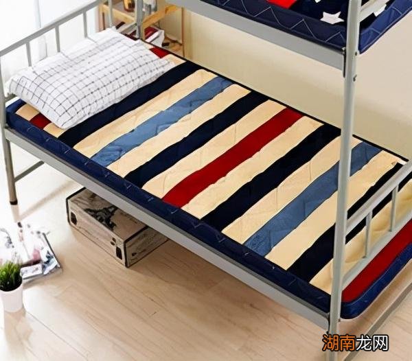 不同人群以及使用场景的床垫选购建议 床垫多厚的比较好