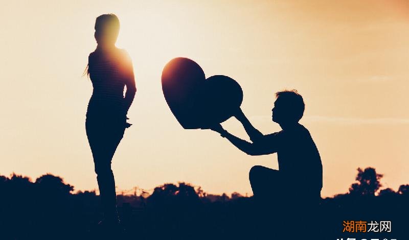 喜欢一个人被拒绝处理方式 表白被拒绝了还要继续追吗