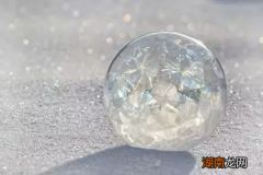 彻底放弃联系的一段委婉话 决定放弃一段感情的话