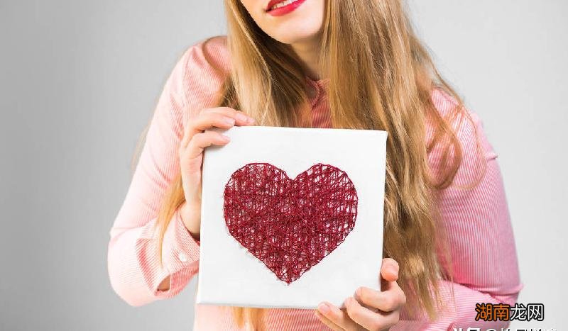 心理敏感脆弱是什么病造成的症状 玻璃心是心理疾病吗