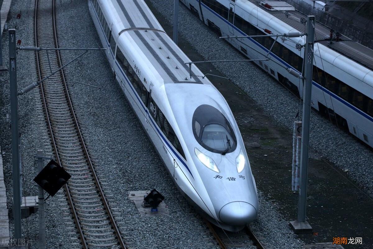 平时出行选择动车还是高铁更实惠 动车和高铁什么区别