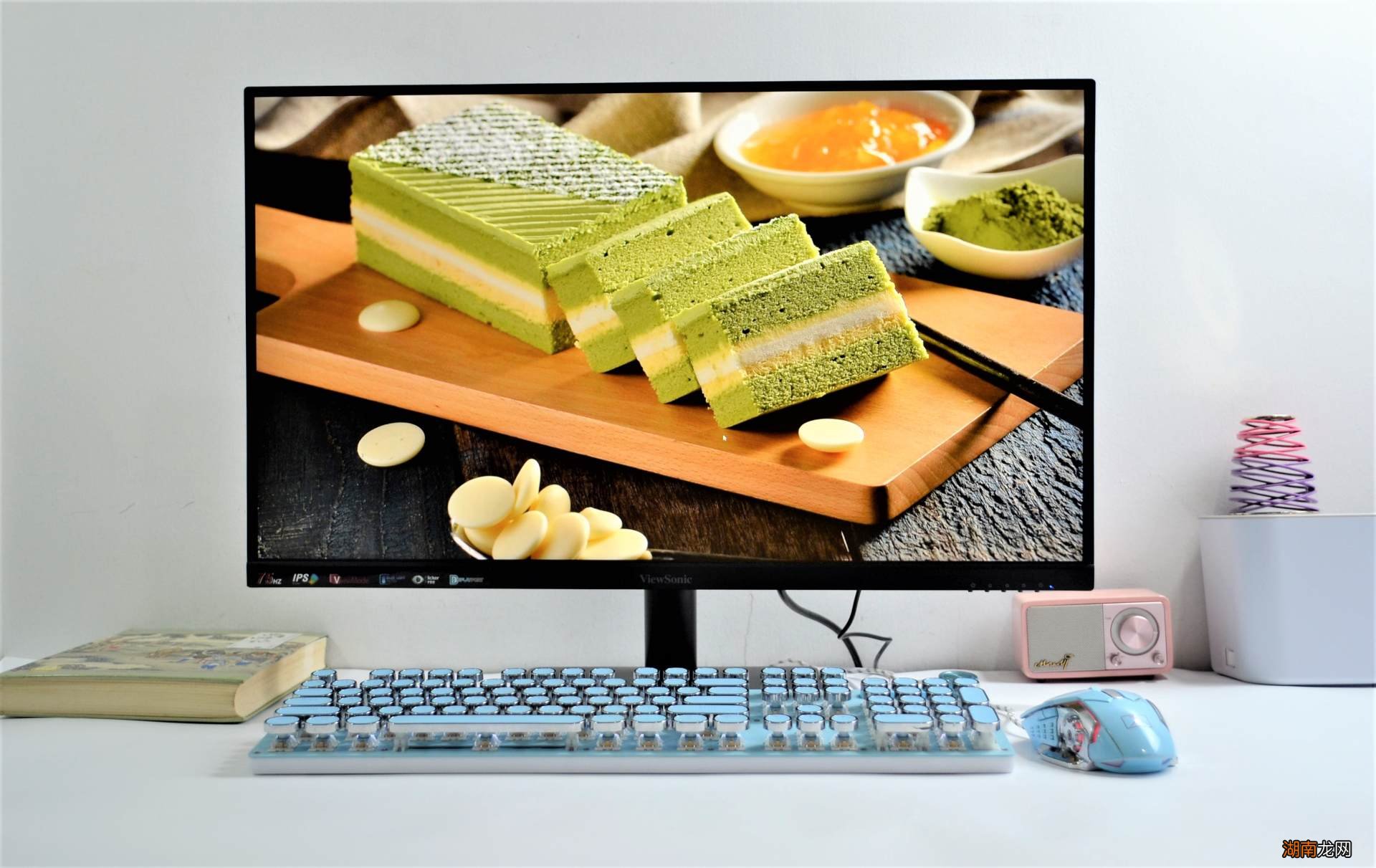 两种尺寸屏幕实物对比 27寸屏和24寸图片对比如何