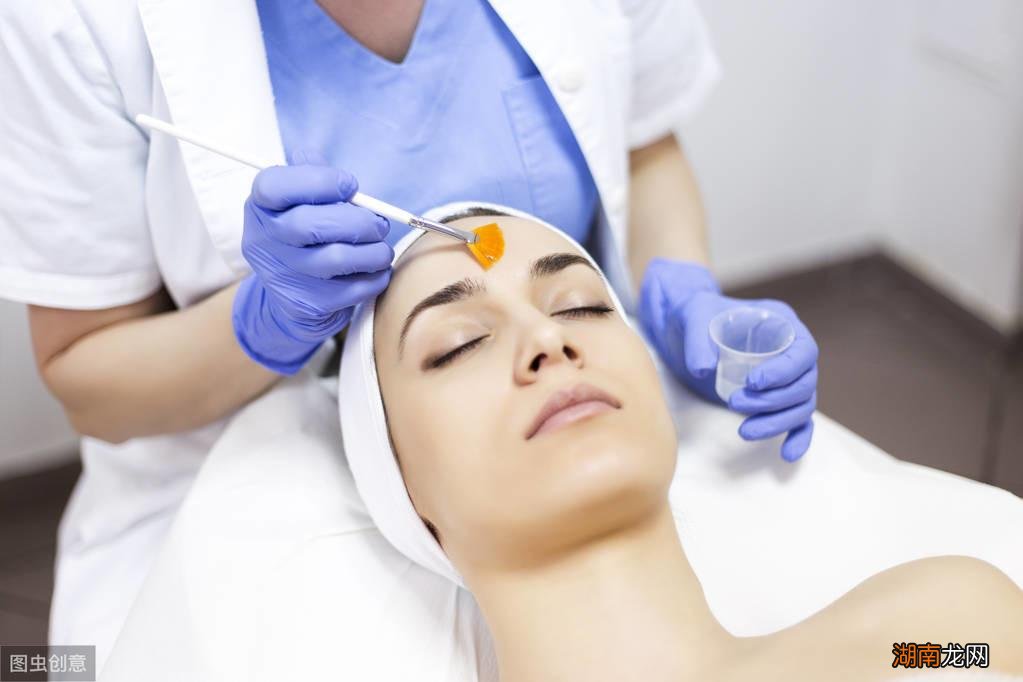 如何快速去除烦人的眉间纹 眉毛中间有川字纹怎么消除