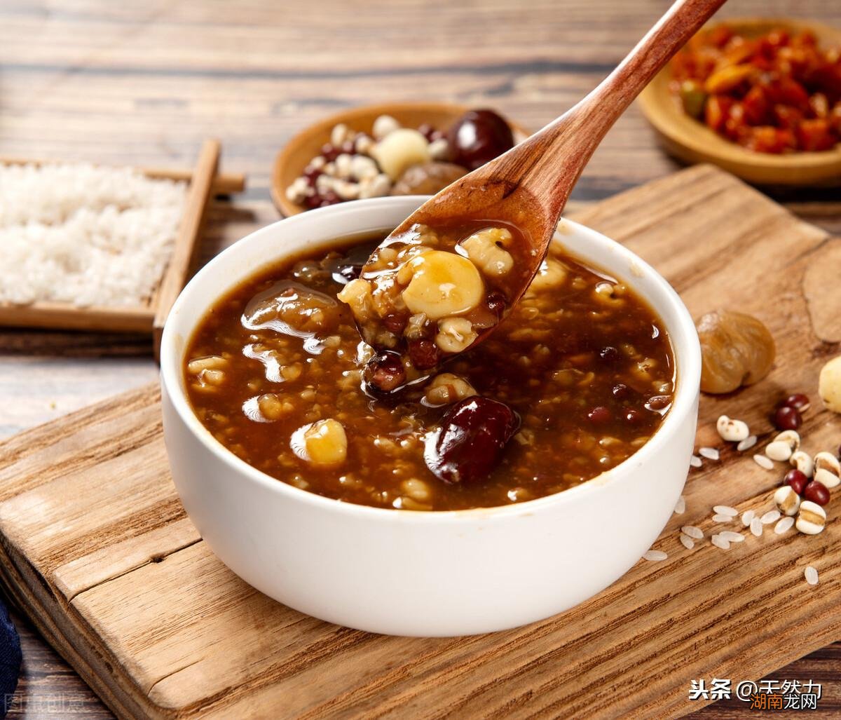 八宝粥怎么煮烂快又好吃 做八宝粥的米要泡多久时间再煮