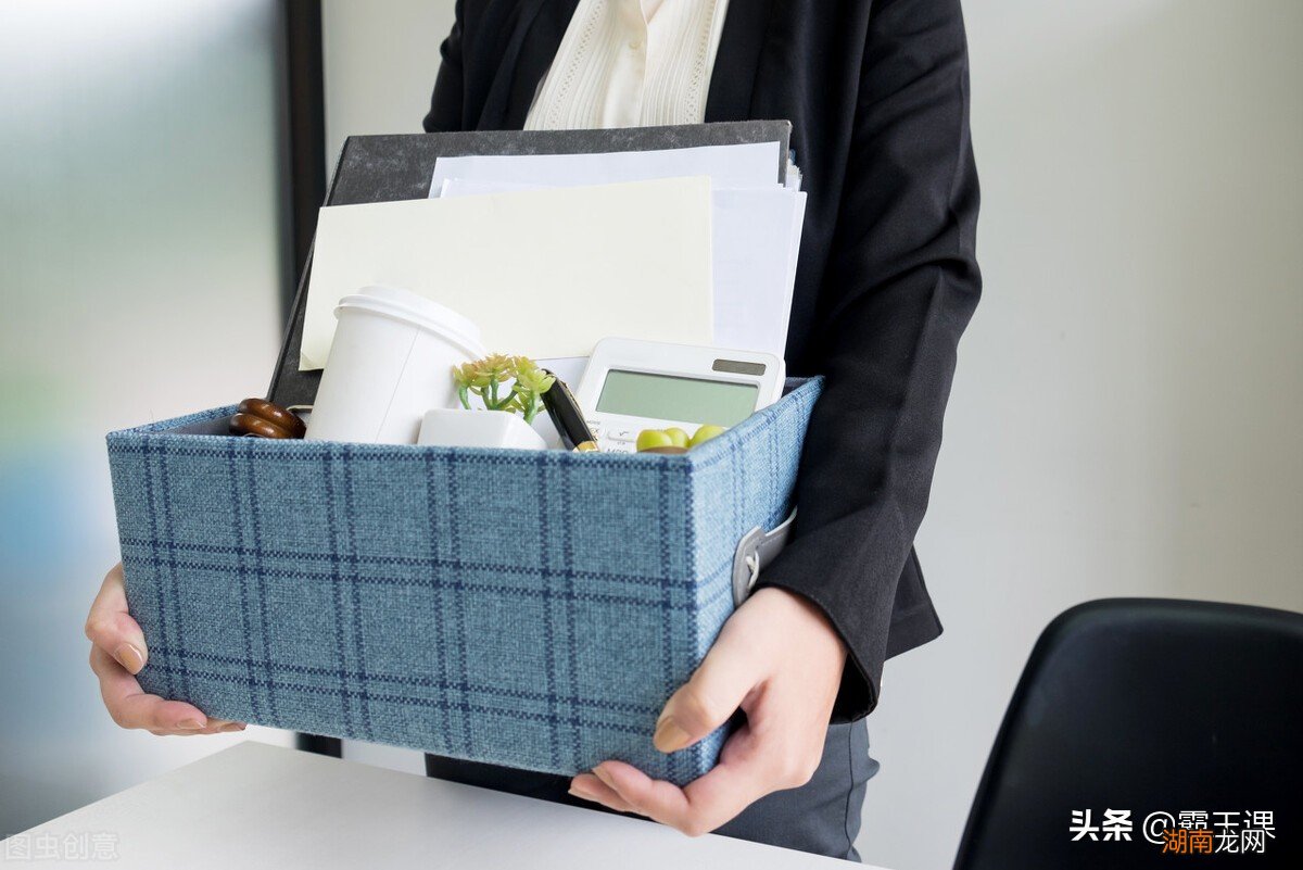 天天上班很烦躁很累咋办 上班上得很压抑很烦怎么办