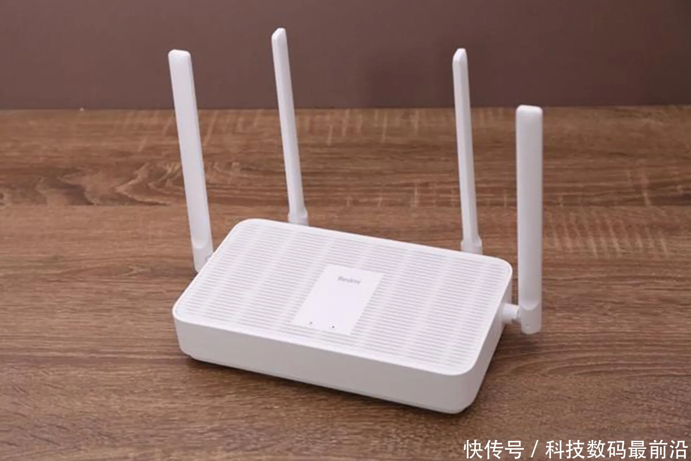 如何让无线网络变得顺畅 wifi信号满格但网速慢