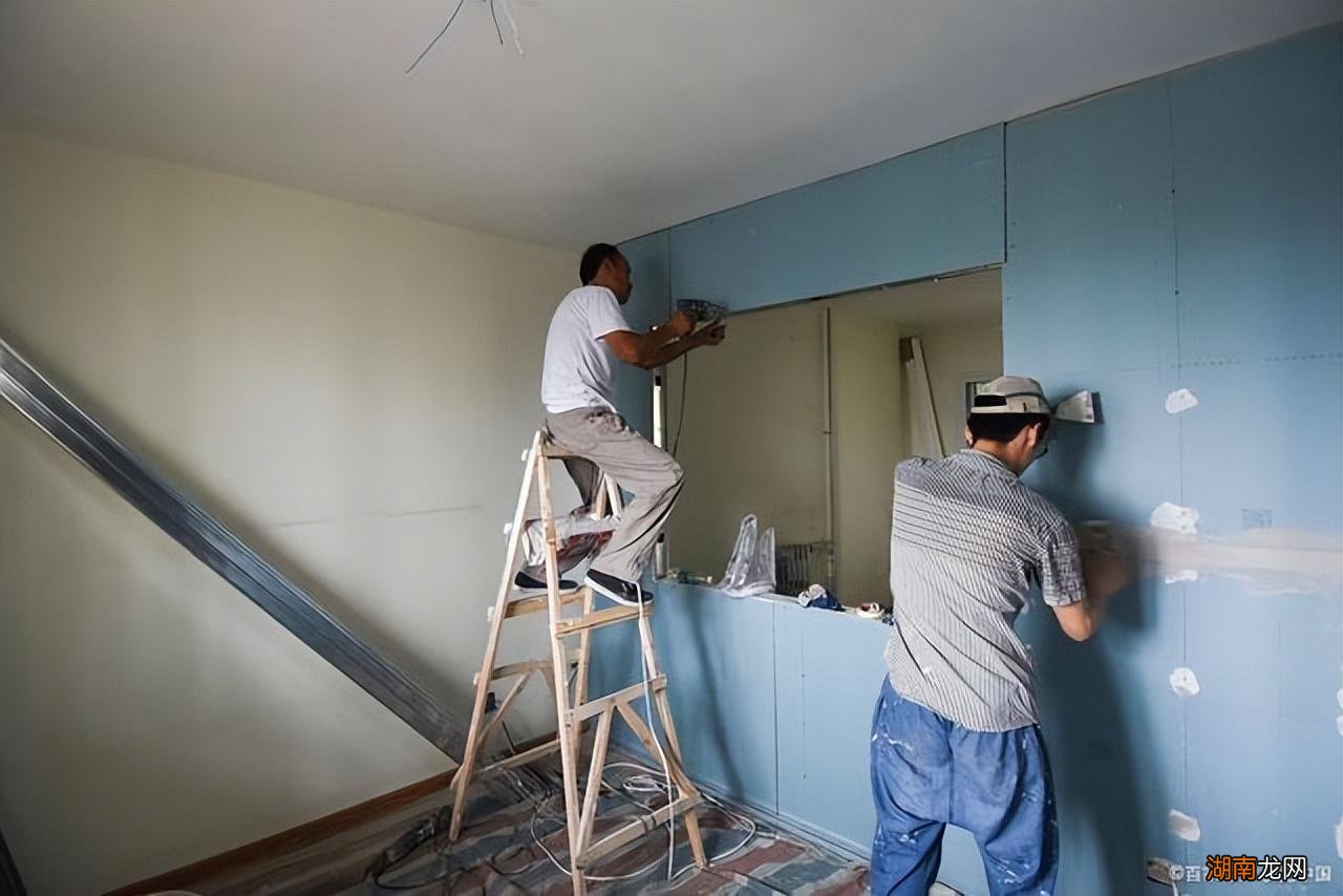 现在冷门但是暴利的行业推荐 目前冷门又挣钱的行业