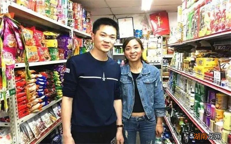 夫妻一起开哪几种实体店能赚钱 夫妻没经验开什么店好
