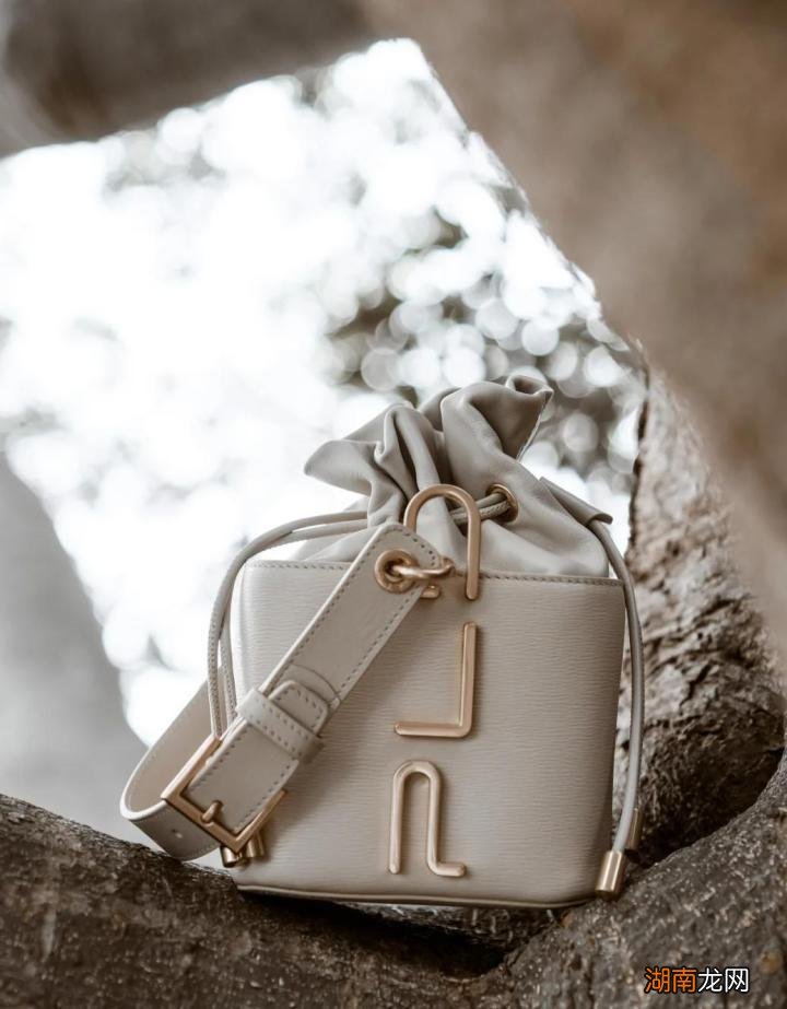 保兰德女包哪个国家的品牌 保兰德包包是什么档次