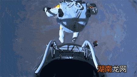 奥地利饮料红牛品牌的由来 红牛是哪个国家的品牌