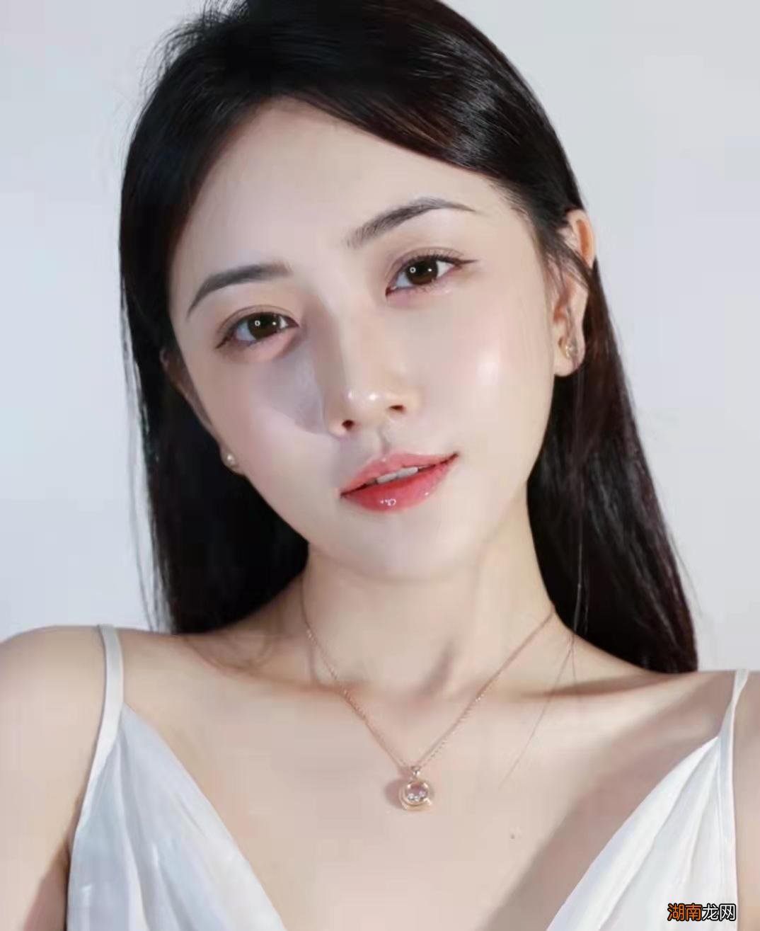 什么牌子的精油护肤品实惠 护肤精油哪个品牌好用又便宜