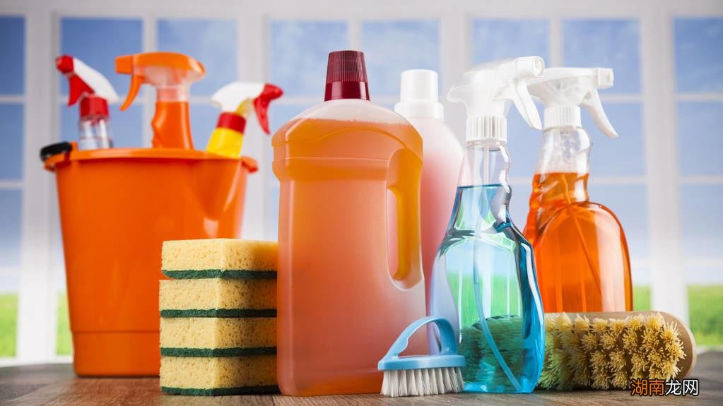 84消毒液应该如何使用 用84消毒液洗衣服的正确方法