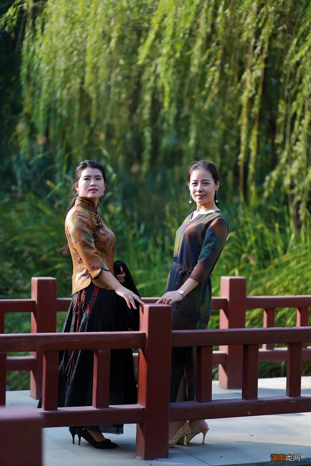 正宗的香云纱是什么材料做成的 香云纱是什么面料