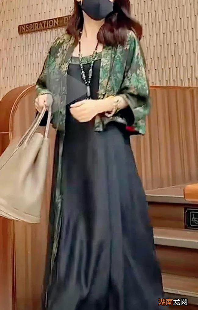 正宗的香云纱是什么材料做成的 香云纱是什么面料