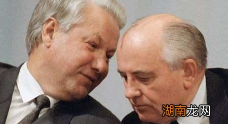 前苏联是什么时候解体的 苏联什么时候解体变成俄罗斯的