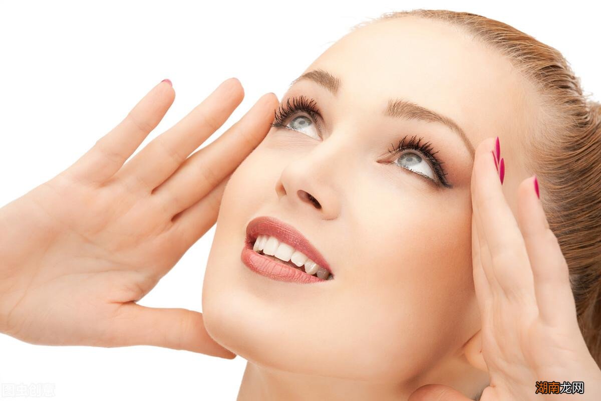 磨砂膏用完还要用沐浴露吗 磨砂膏是在沐浴露前还是后