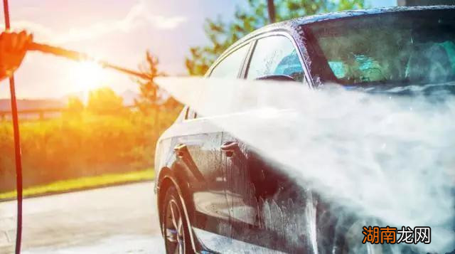 汽车长时间停放应如何避免汽车受损 汽车长期停放技巧