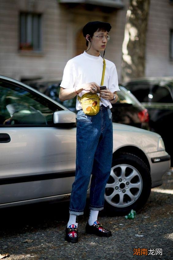 男士皮鞋配什么袜子比较百搭 穿皮鞋适合穿什么袜子