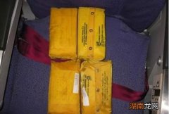 飞机上准备救生衣为何不是降落伞 飞机上有救生衣吗